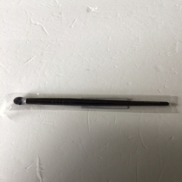 EDDIE FUNKHOUSER DOMED BLENDING EYESHADOW BRUSH NWT - Picture 2 of 7